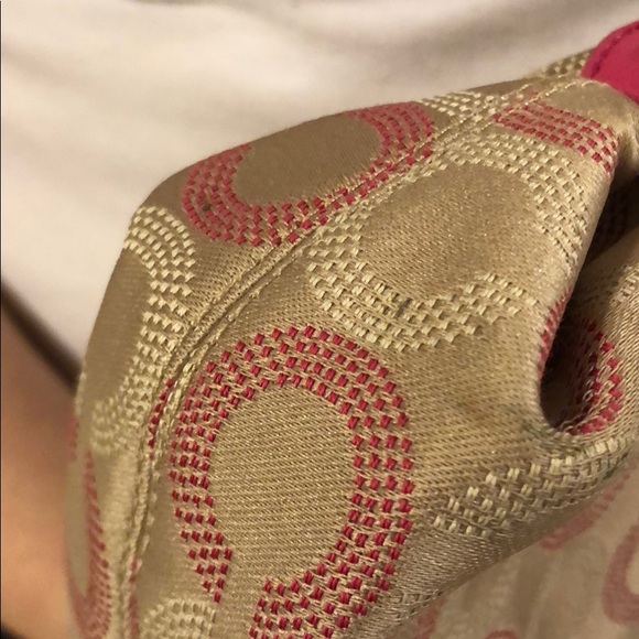 Coach Signature C Crossbody - Picture 8 of 8